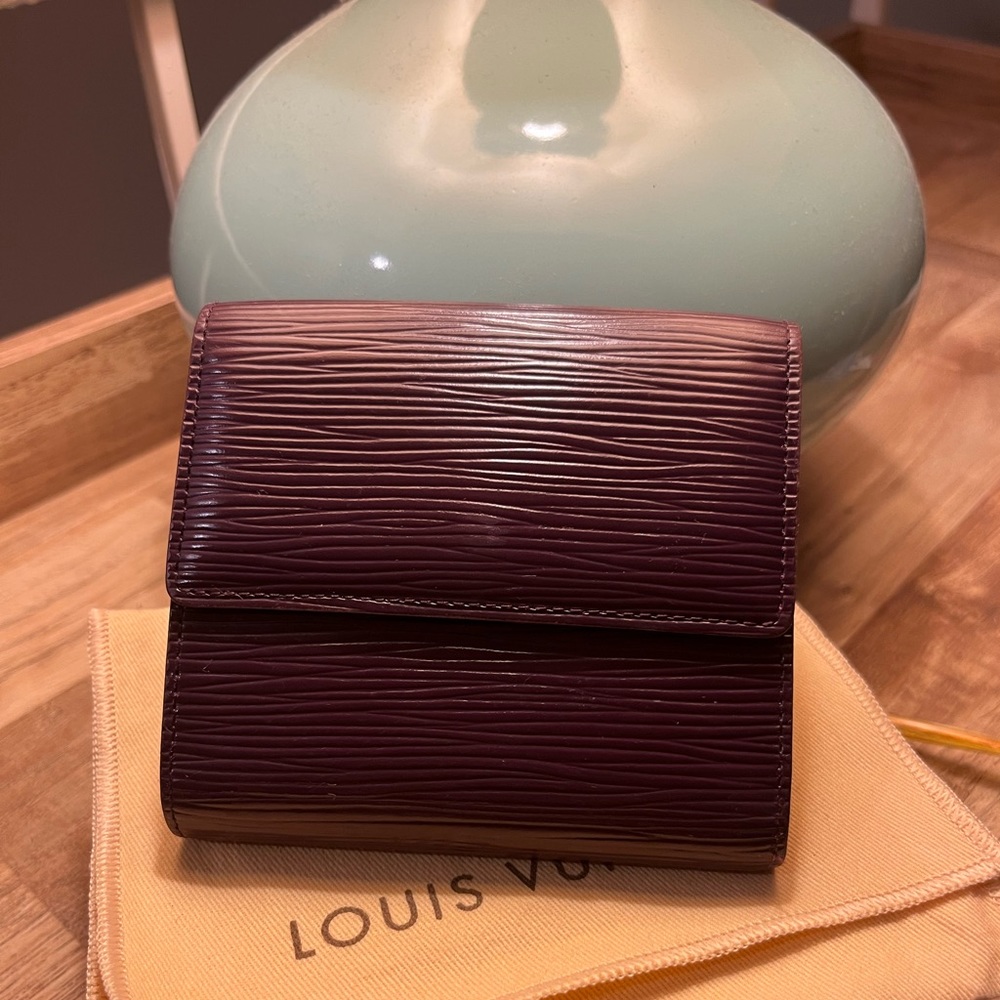 Louis Vuitton Epi Porte Feiulle Elise Credit Leather Trifold Wallet